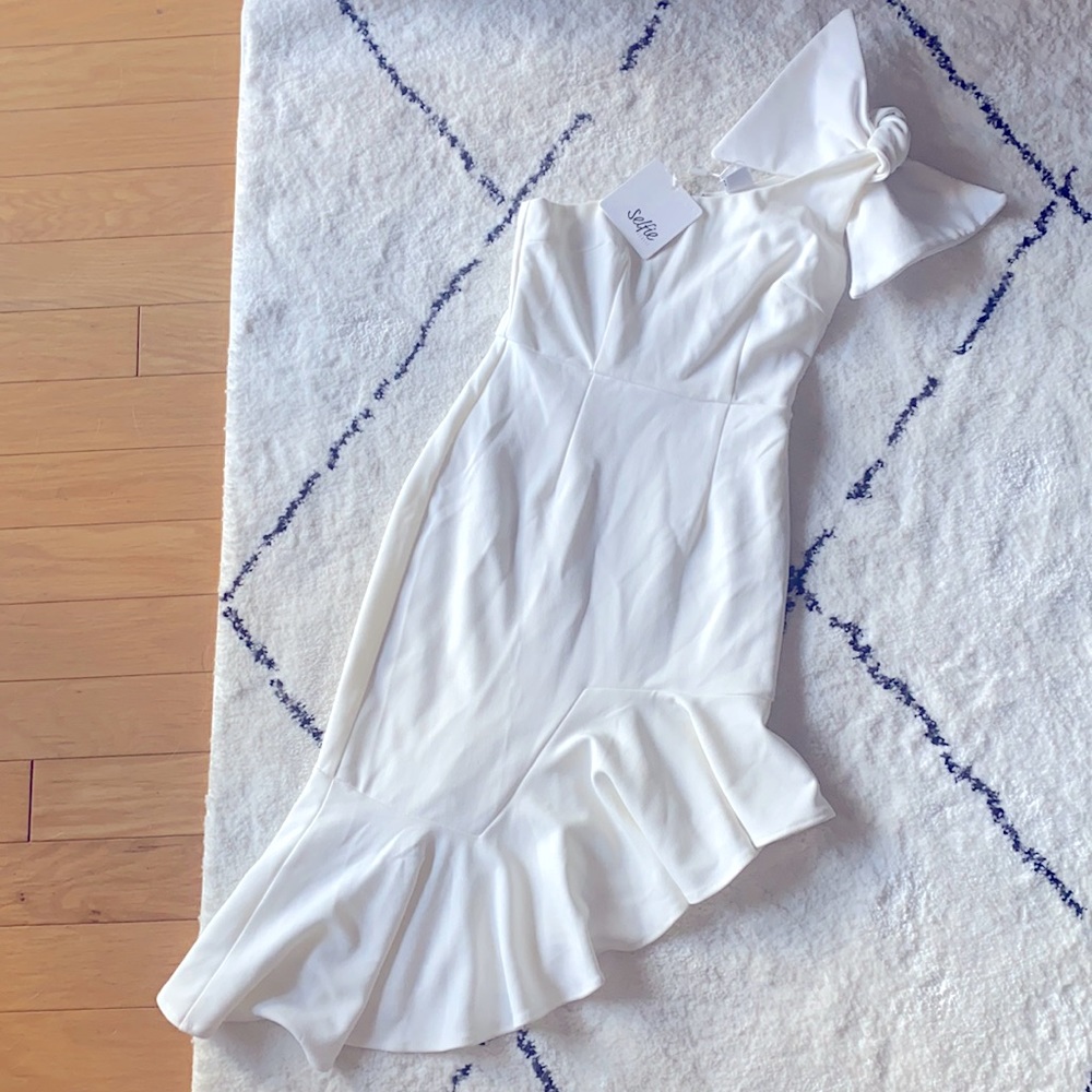 White Asymmetrical One Shoulder Bow Dress